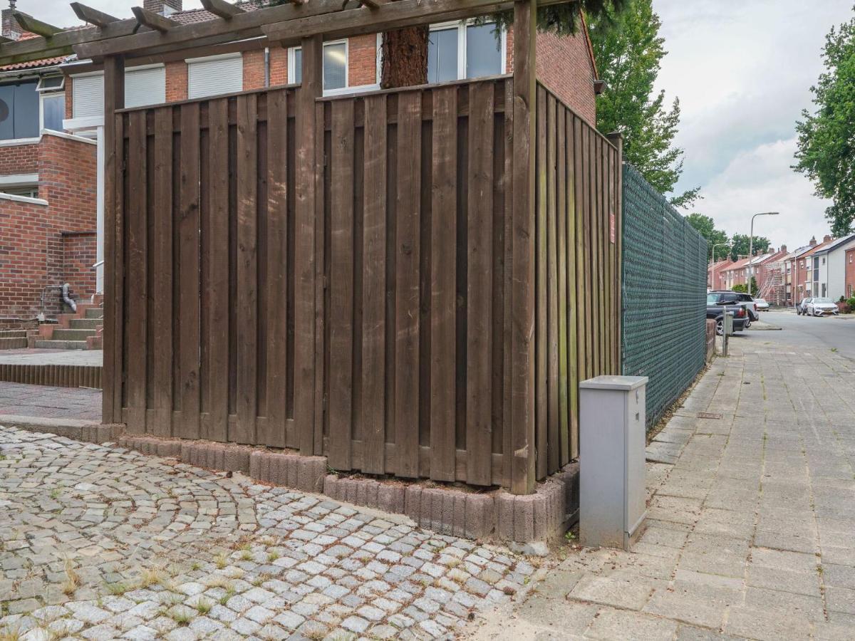Terraced House In Kerkrade With A Garden Villa Екстериор снимка